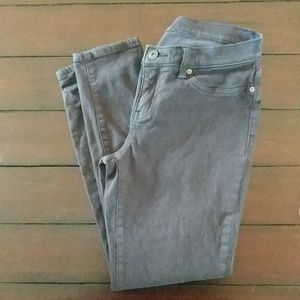 Lila Ryan • skinny jeans